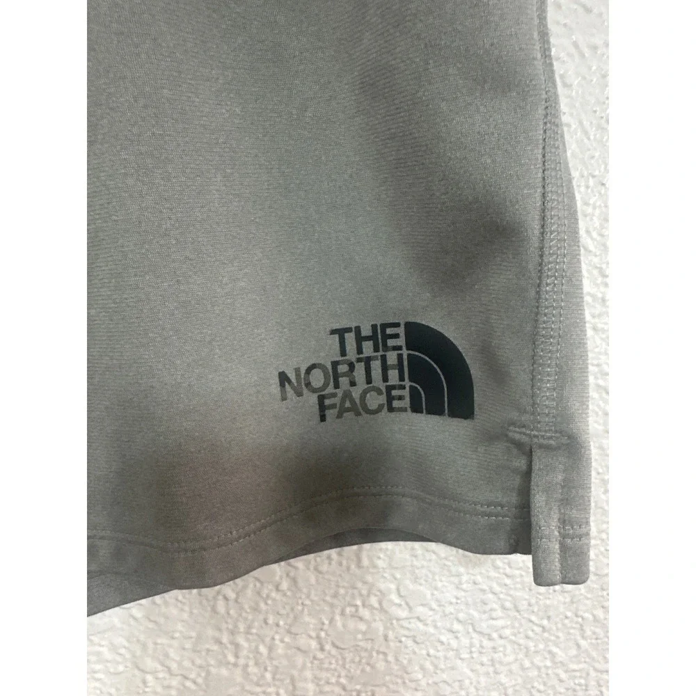 The North Face Mens Gray Athletic Shorts Size Medium Regular Fit Polyester